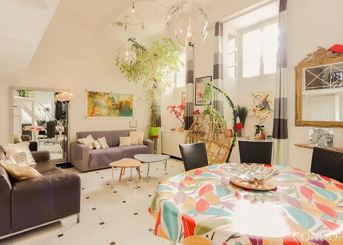 Condonice Apartment *