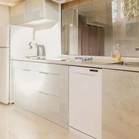 Condonice Apartment